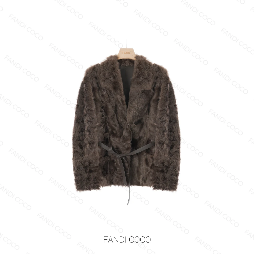 版衣 不退换！！！湖羊膏皮毛一体短外套 KS98302