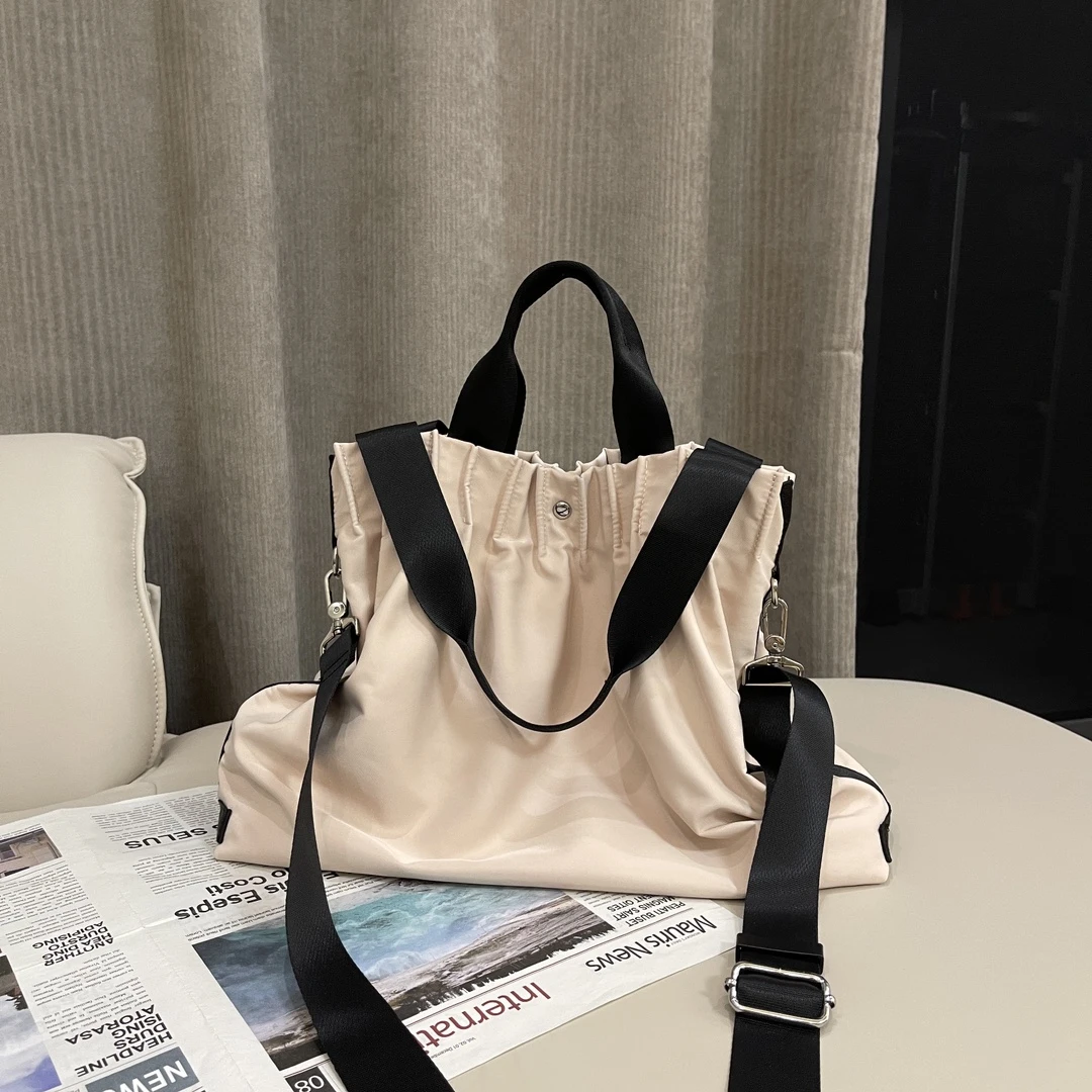 韩版尼龙牛津布大容量女包春夏潮新款褶皱百搭轻便单肩斜挎托特包