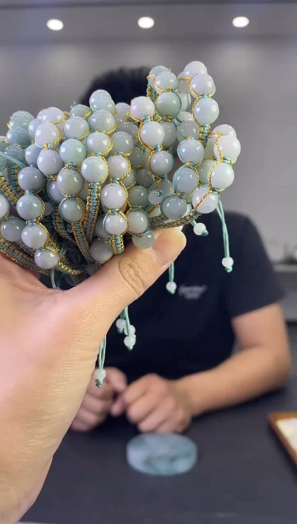 【闪购商品】翡翠手绳未镶嵌W117-01多样性