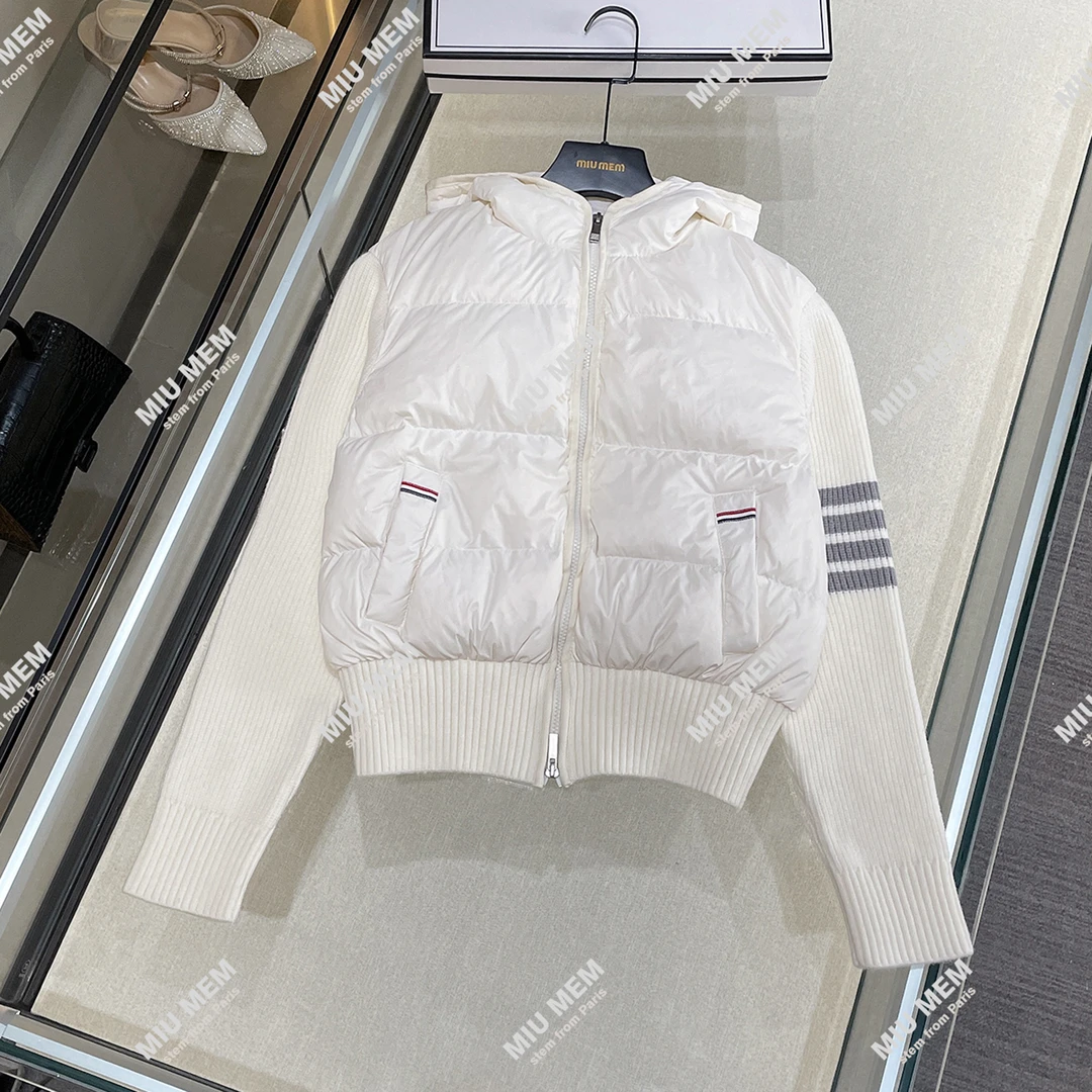 MIUMEM女装冬季学院风条纹连帽加厚针织面包服外套DY5744