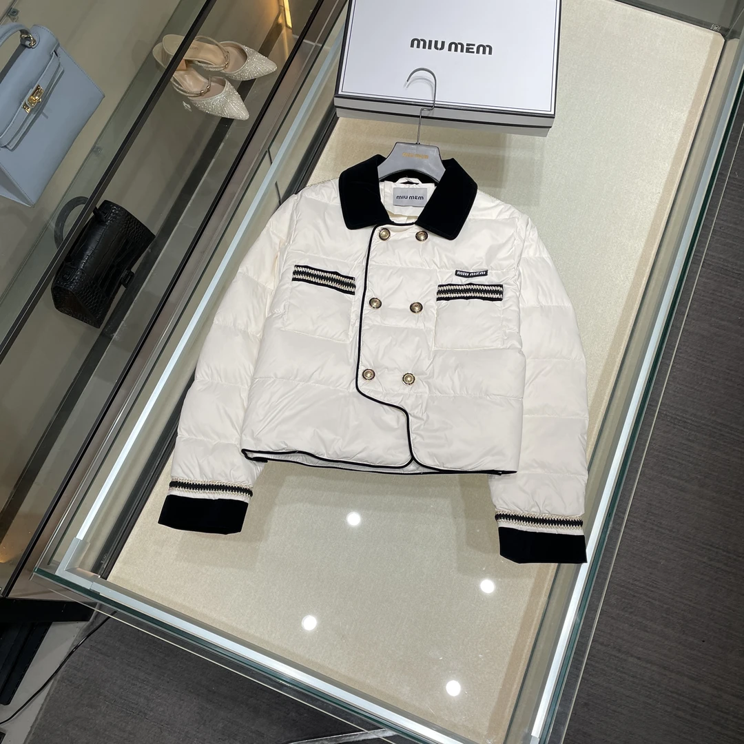 Miumem高端女装冬季法式小香风翻领丝绒加厚外套女DY5647