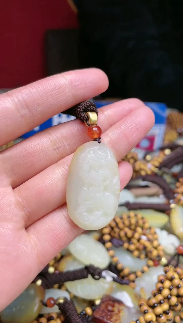 【闪购商品】和田玉颈饰未镶嵌1