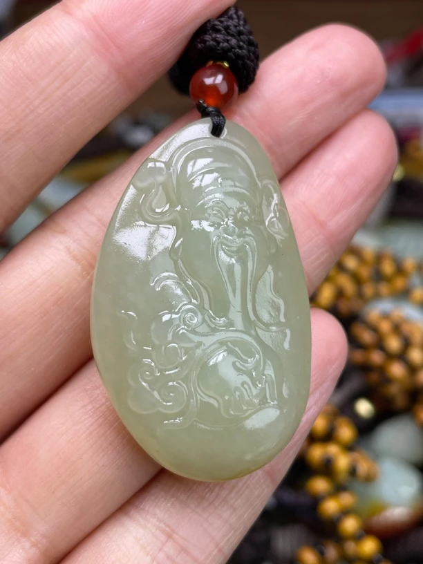 新疆和田玉财神吊坠45