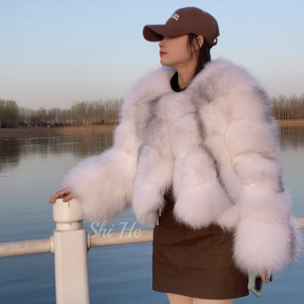 进口一字狐狐狸毛整皮斜排圆领外套短休闲年轻时尚修身款
