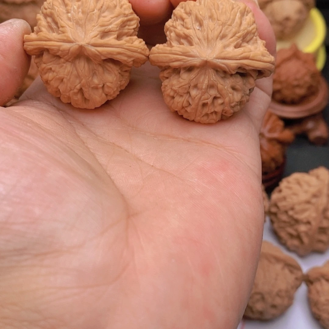 【闪购商品】桃核吊坠35小粗筋