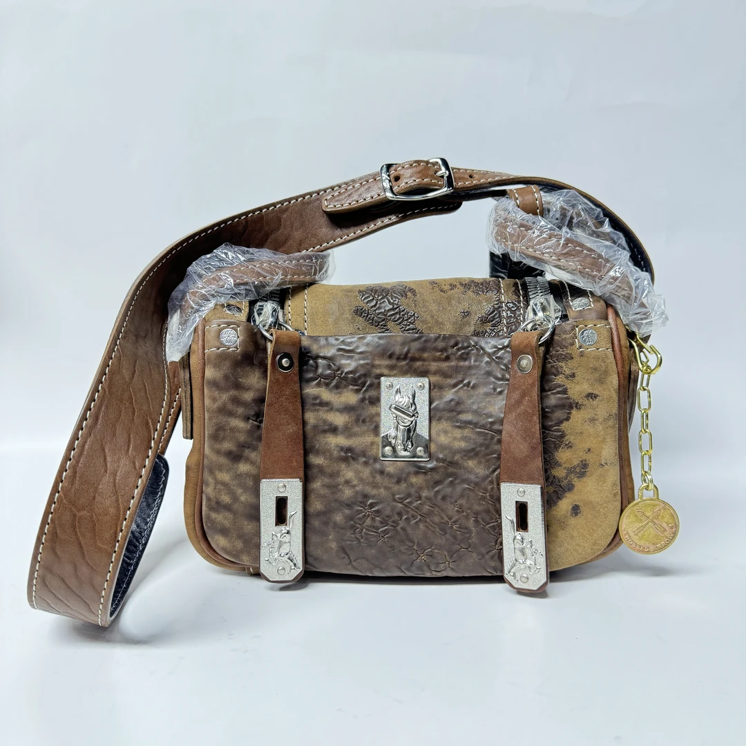 雷鸟皮具美式复古马皮领地单肩斜挎包时尚百搭腋下包情侣款0731