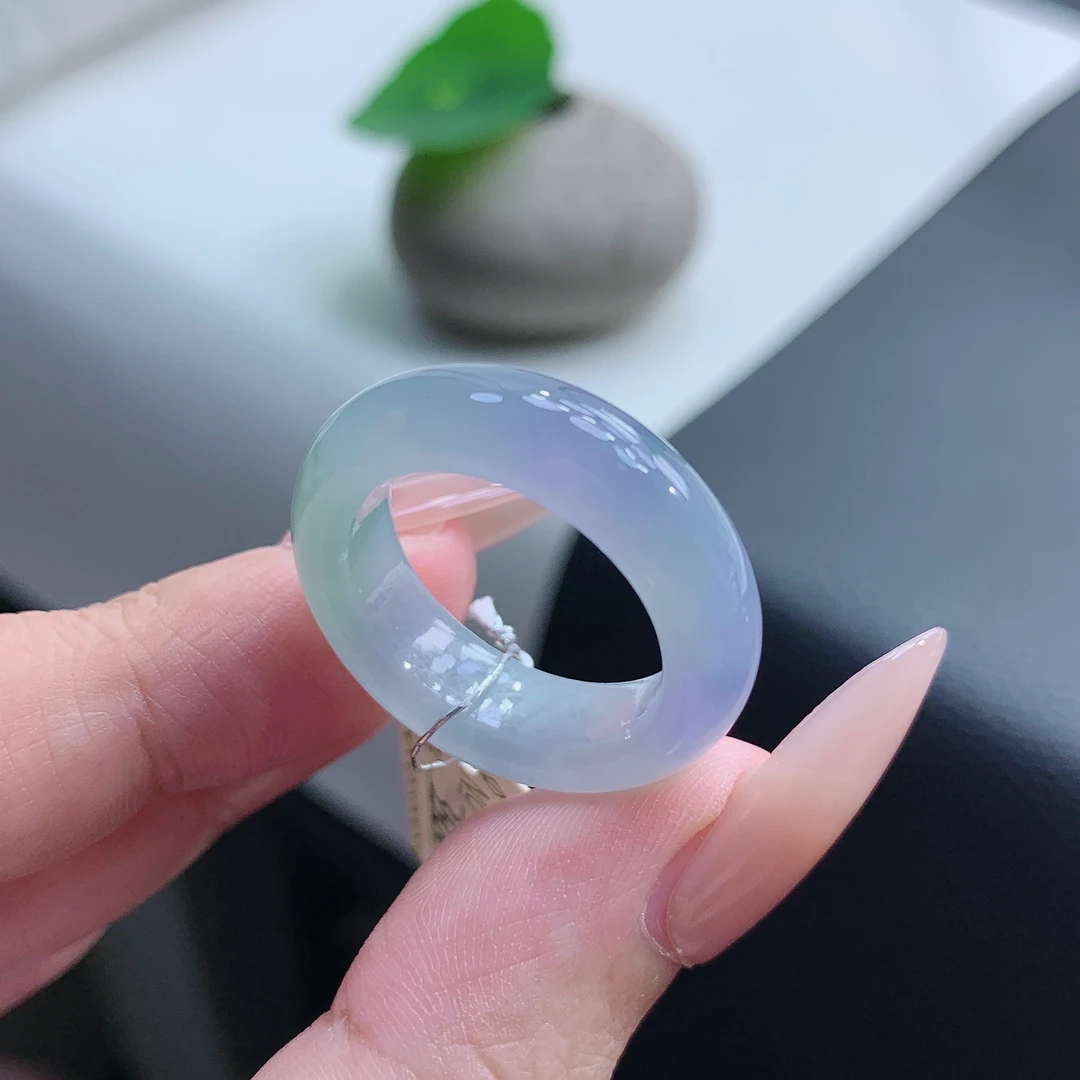 缅甸天然A货 18-19号 冰春彩宽版小轮胎戒指 尺寸18.5-7.2-4.6mm