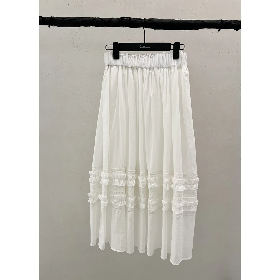 拼接蕾丝半裙 J24B149