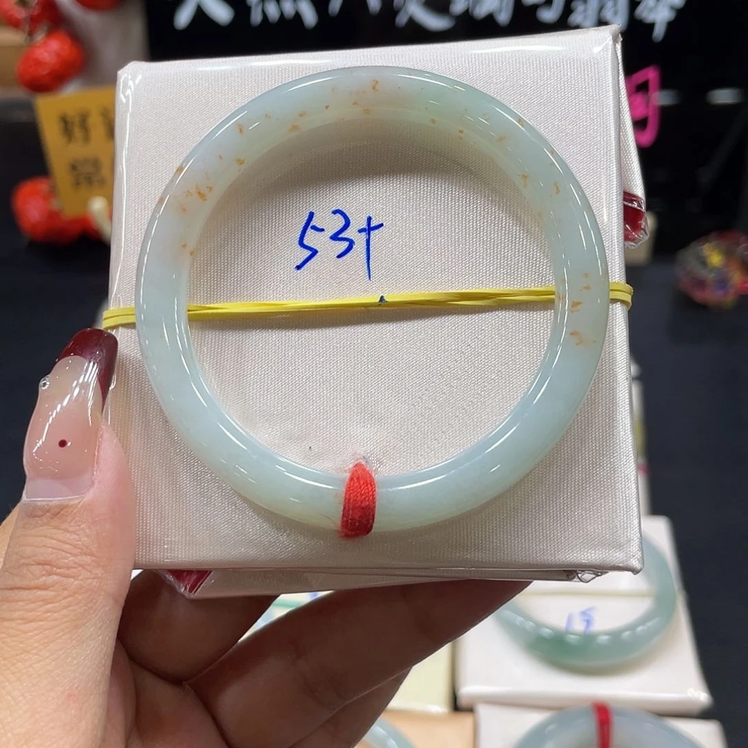 翡翠手镯未镶嵌缅甸翡翠手镯5