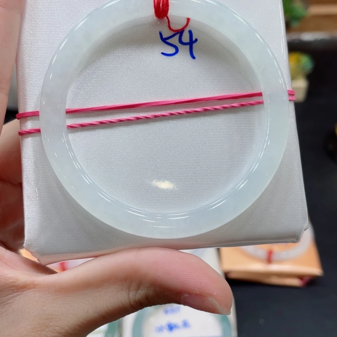 翡翠手镯未镶嵌缅甸翡翠手镯