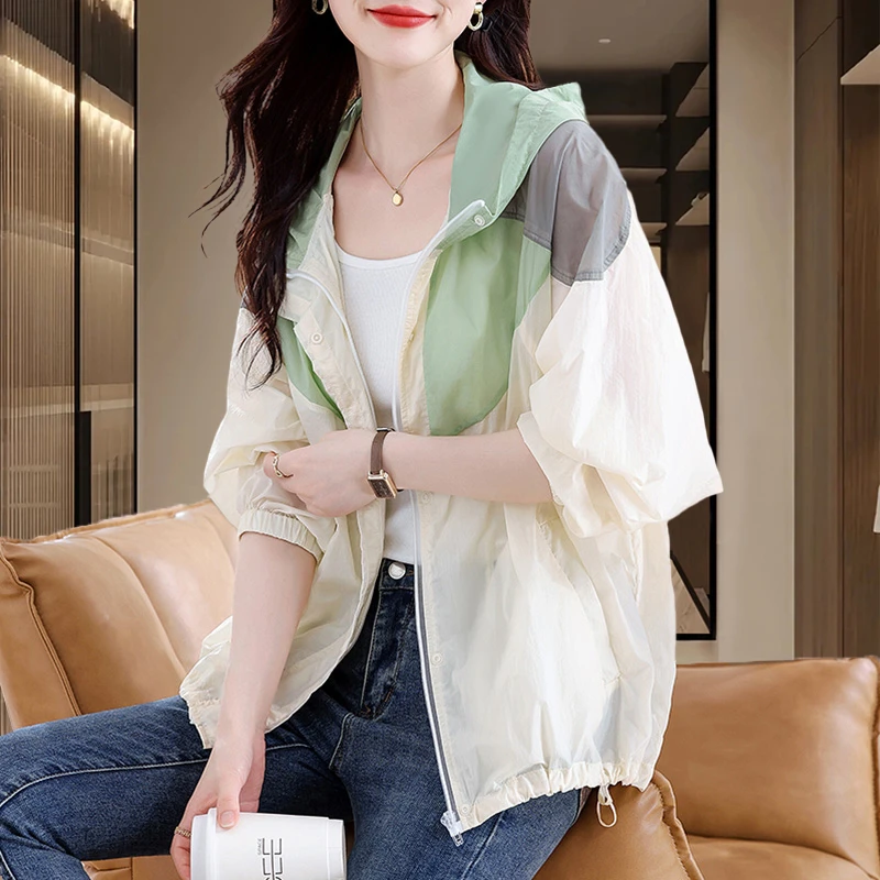 宽松透气拼色连帽防晒衣女士2024夏季新款休闲开衫防晒服大码女装