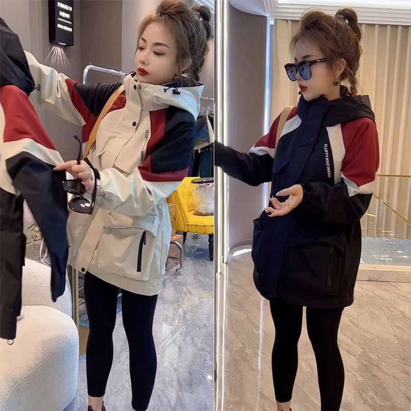 2024冬季新款加厚冲锋衣外套女士设计感风衣收腰宽松拼色连帽上衣
