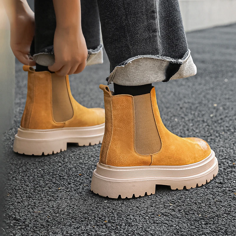 大黄靴高帮靴子男英伦风马丁靴男厚底增高切尔西靴男潮款休闲高筒