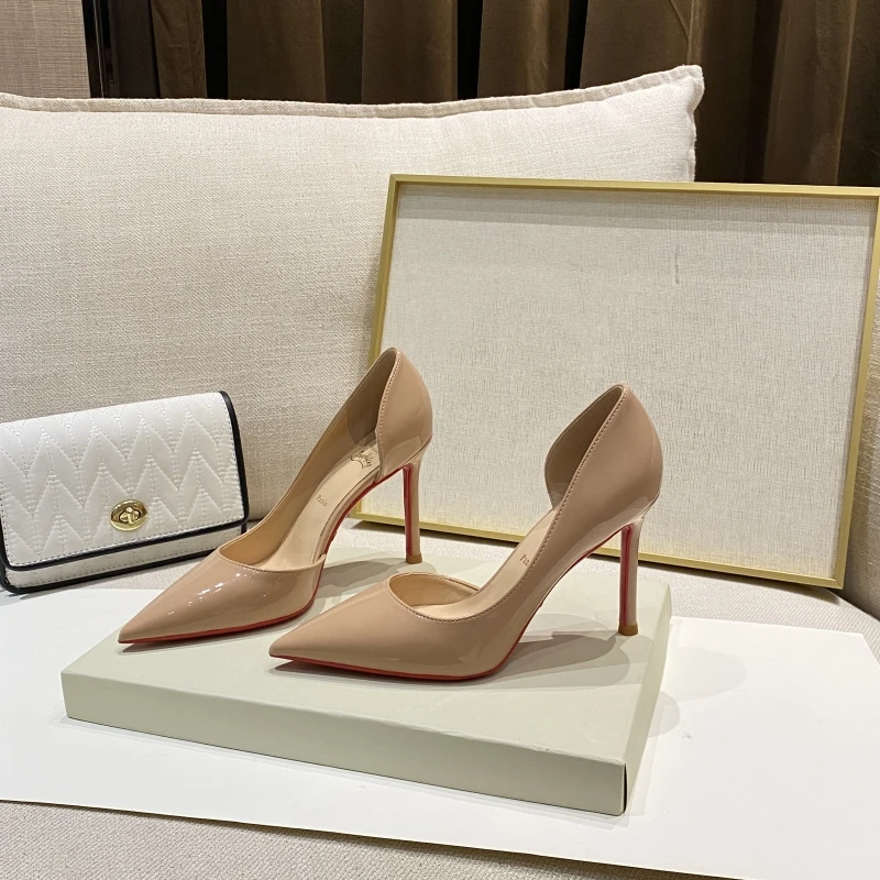 裸色红底浅口高跟鞋女真皮黑色职业百搭小众时尚尖头单鞋性感气质