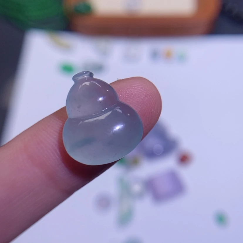 【闪购商品】翡翠挂件未镶嵌葫芦