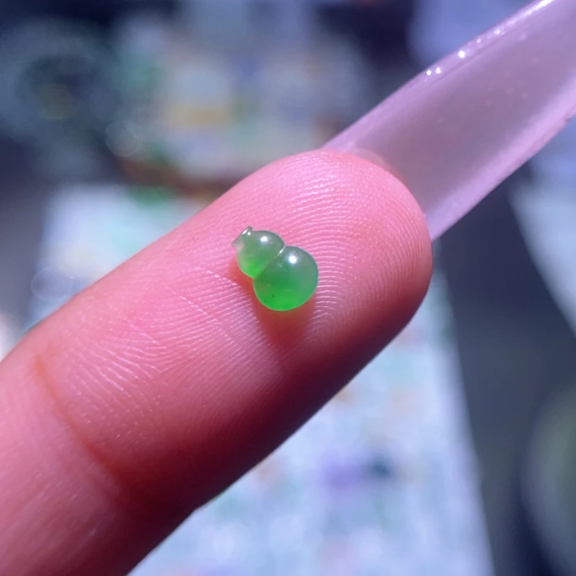 【闪购商品】翡翠挂件未镶嵌葫芦