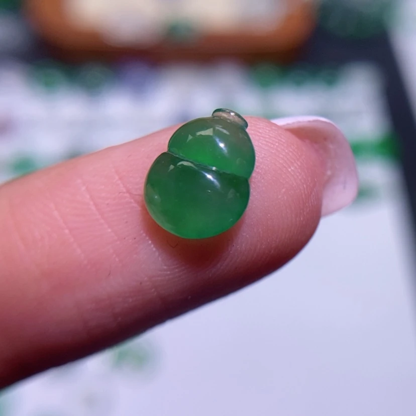 【闪购商品】翡翠挂件未镶嵌葫芦