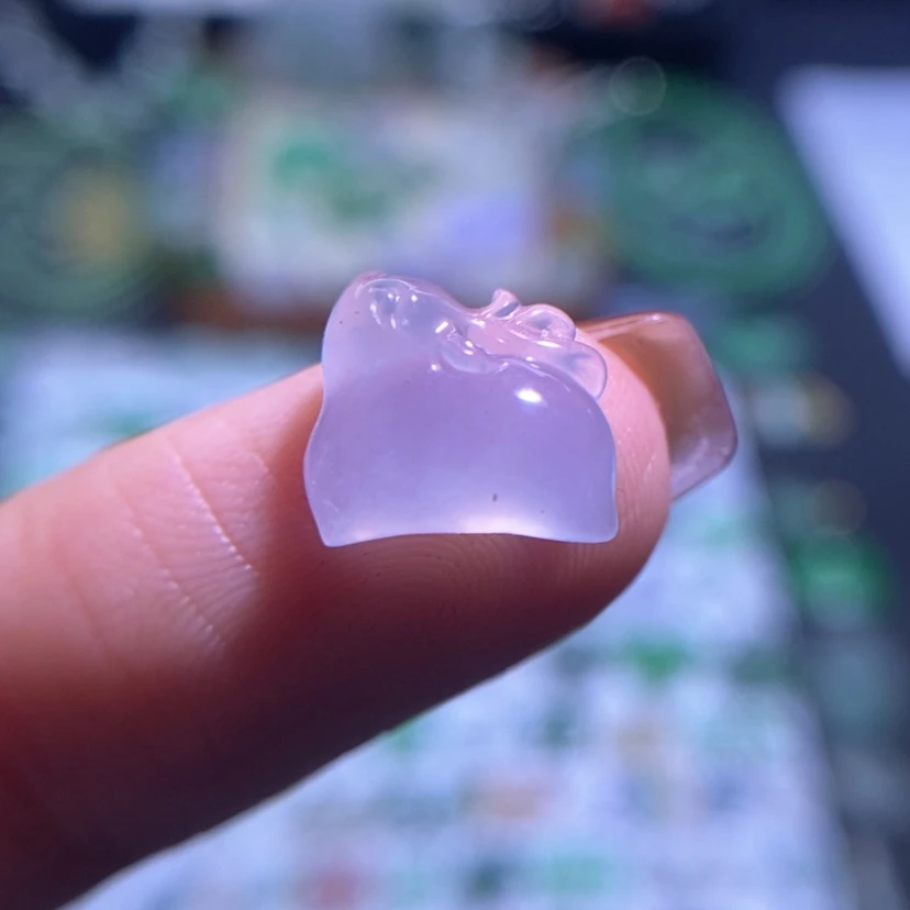 【闪购商品】翡翠挂件未镶嵌鹿