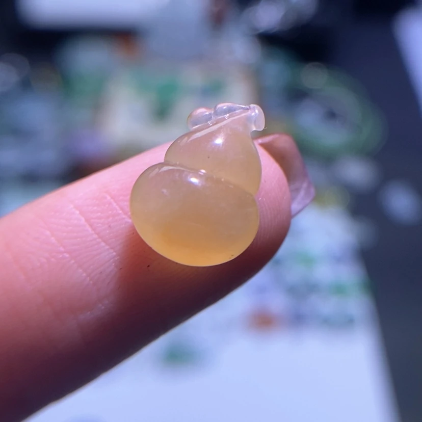 【闪购商品】翡翠挂件未镶嵌葫芦