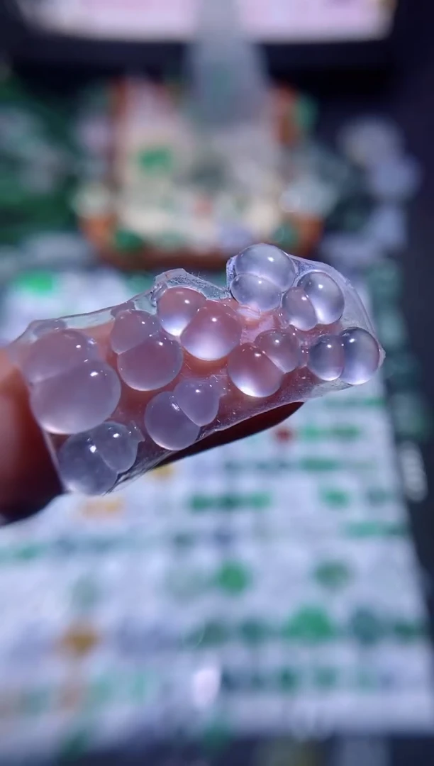 【闪购商品】翡翠挂件未镶嵌葫芦