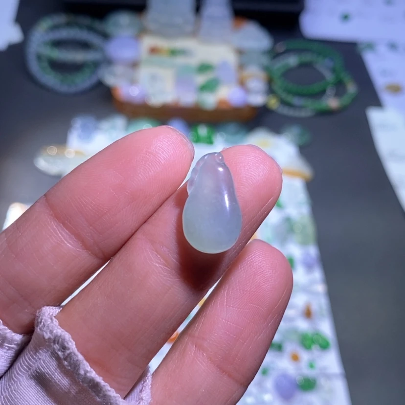 【闪购商品】翡翠挂件未镶嵌瓜