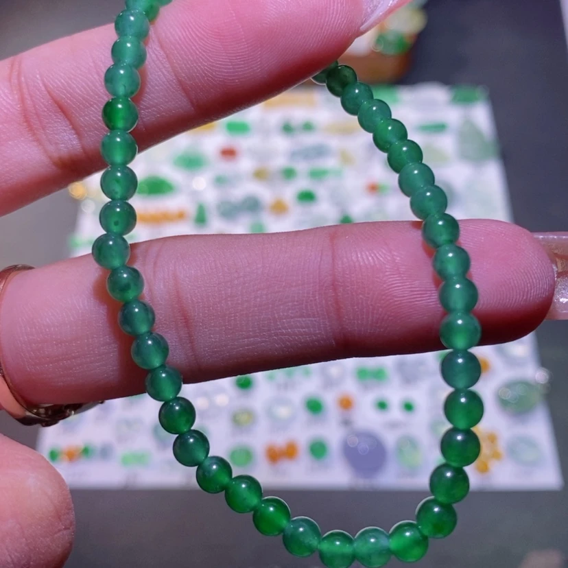 【闪购商品】翡翠挂件未镶嵌珠串