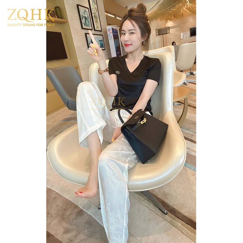 【ZQHK】子琪品牌 夏季新款 百搭休闲时尚H字母烫钻V领上衣短袖T