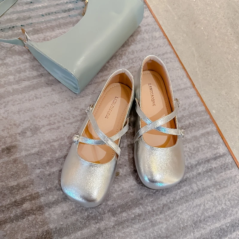胖脚宽脚气质平底玛丽珍女鞋浅口芭蕾风银色单鞋加宽加肥大码女鞋