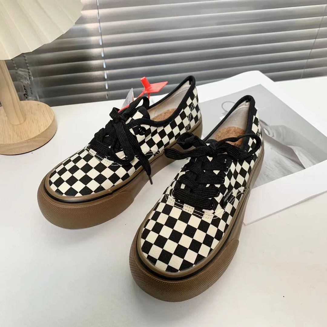 复古棋盘格 焦糖厚底低帮系带三次硫化帆布鞋303