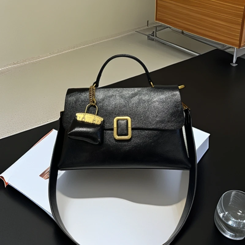 秋冬新款韩系时尚百搭通勤手提包6180