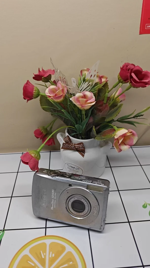 9新 Canon/佳能  ixus65银色 屏幕很轻微漏光不影响出片