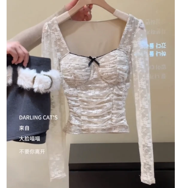 蕾丝钩花刺绣长袖T恤法式褶皱打底衫女冬装新款修身显瘦短款上衣