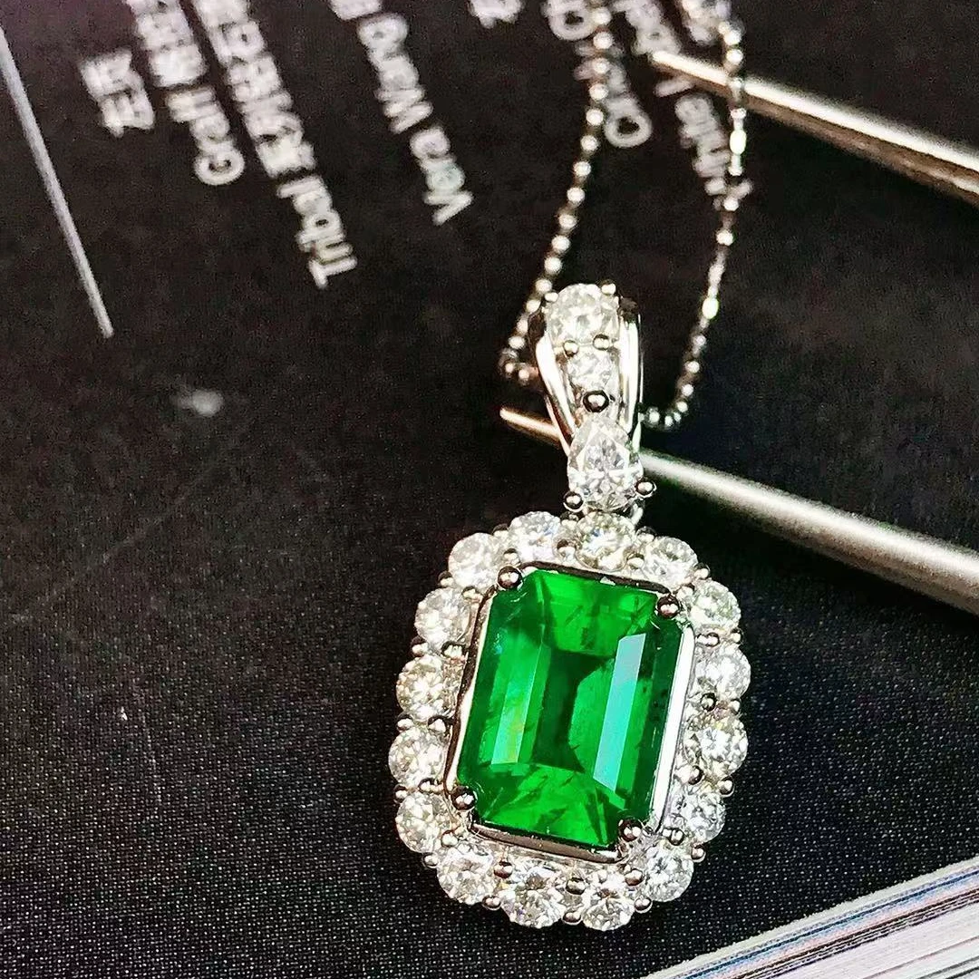 天然祖母绿2.14ct赞比亚极微油18k金镶吊坠彩色宝石珠宝首饰气质