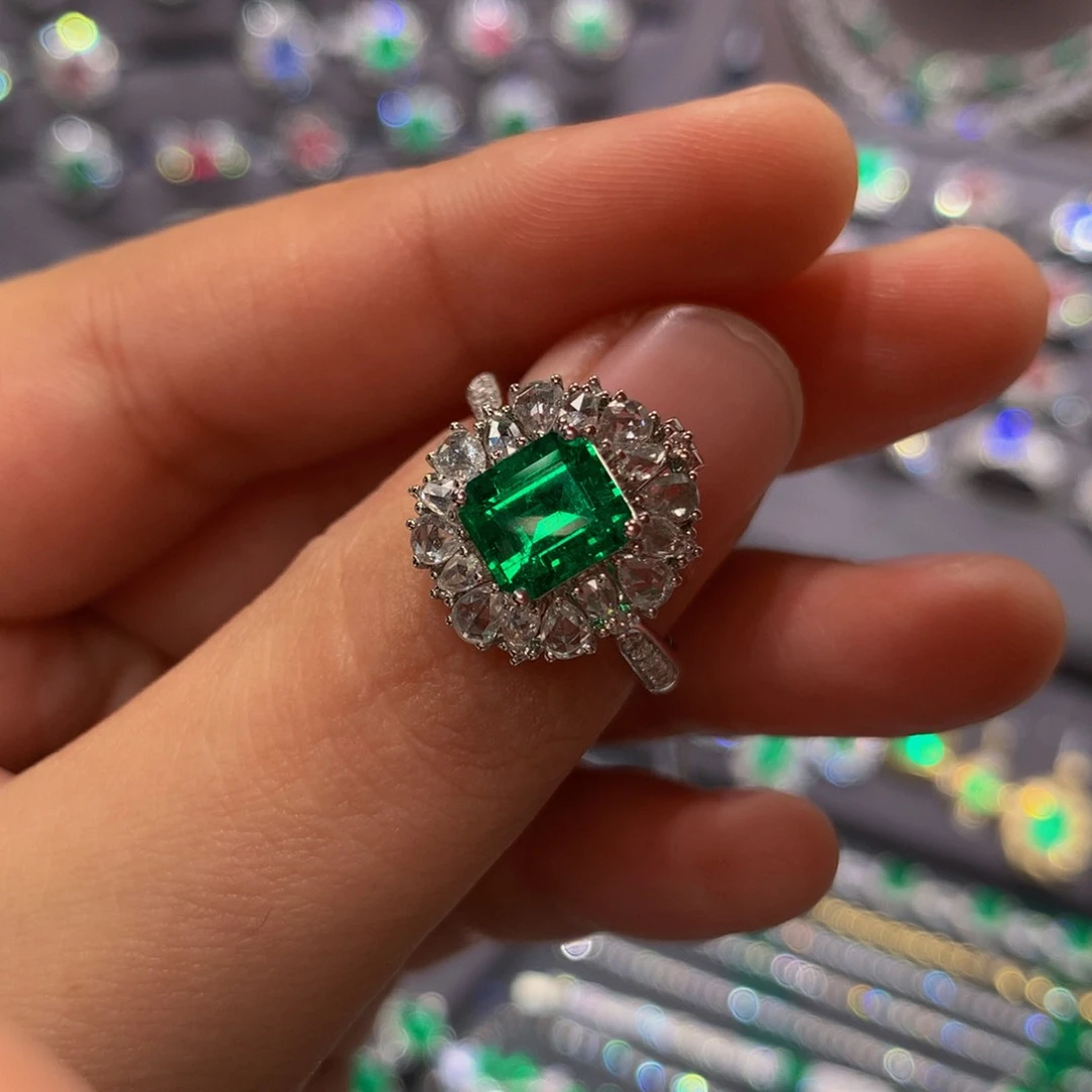 祖母绿戒指18K金镶嵌随*&