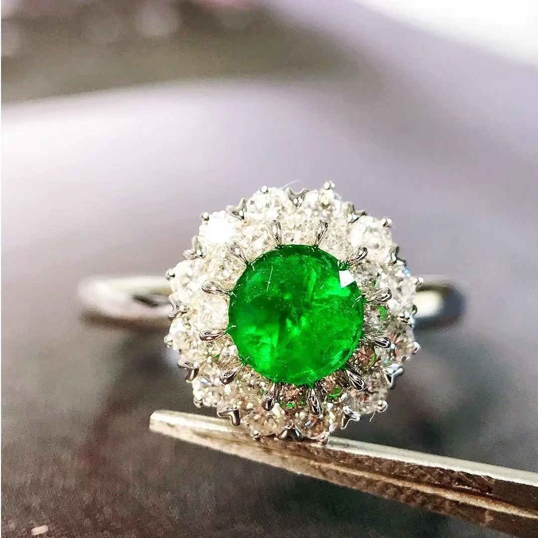 天然祖母绿0.57克拉潘杰希尔18k金镶钻戒指女彩色宝石珠宝首饰