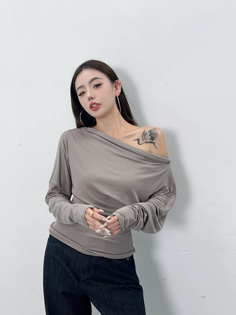 HTT小众设计感原创百搭修身显瘦辣妹风长袖上衣5121039