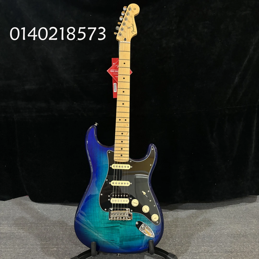 特价FENDER芬达芬德0140218573电吉他玩家枫木指板蓝色渐变（FSR）