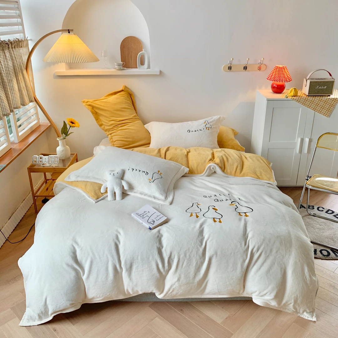 （卡通绣花厚被子）绒公主新款270g牛奶绒锦缎绒卡通绣花厚懒人被