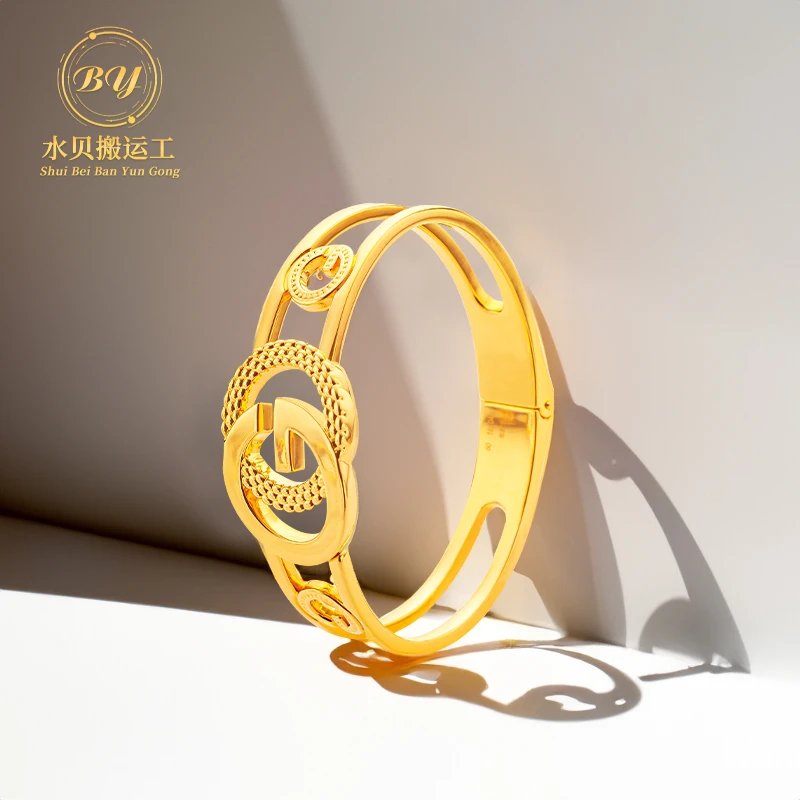 5D工艺足金999双G大字母时尚开口弹力黄金手镯按克卖精美多退少补