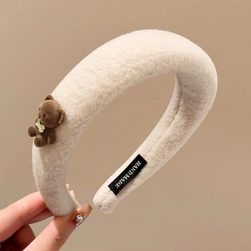 高颅顶小熊发箍2025新款外出百搭毛绒头箍高级感发卡秋冬头饰A305