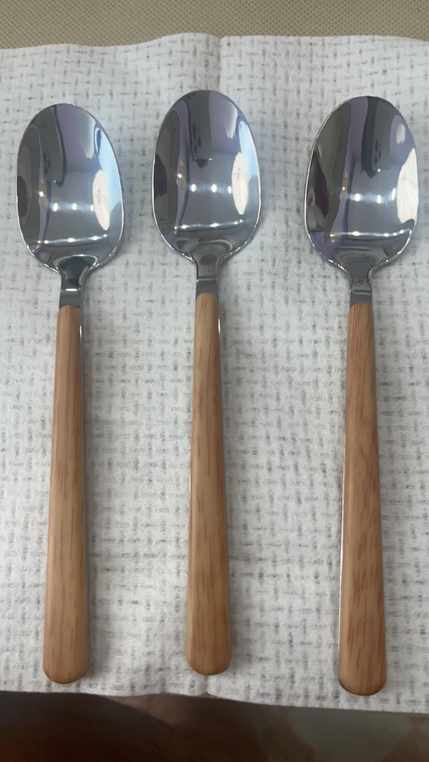 肉肉的好物推荐 超好用的木头手柄饭勺水果勺便携式家用勺