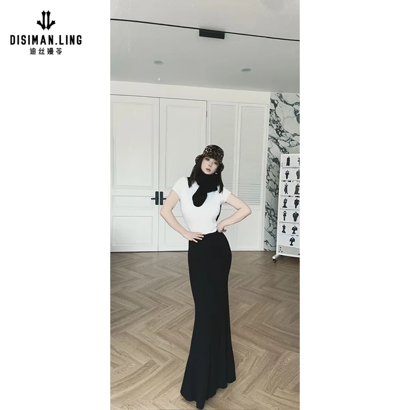 迪丝嫚苓黑色气质半裙显瘦轻奢高腰时尚修身中长款优雅小众设计感