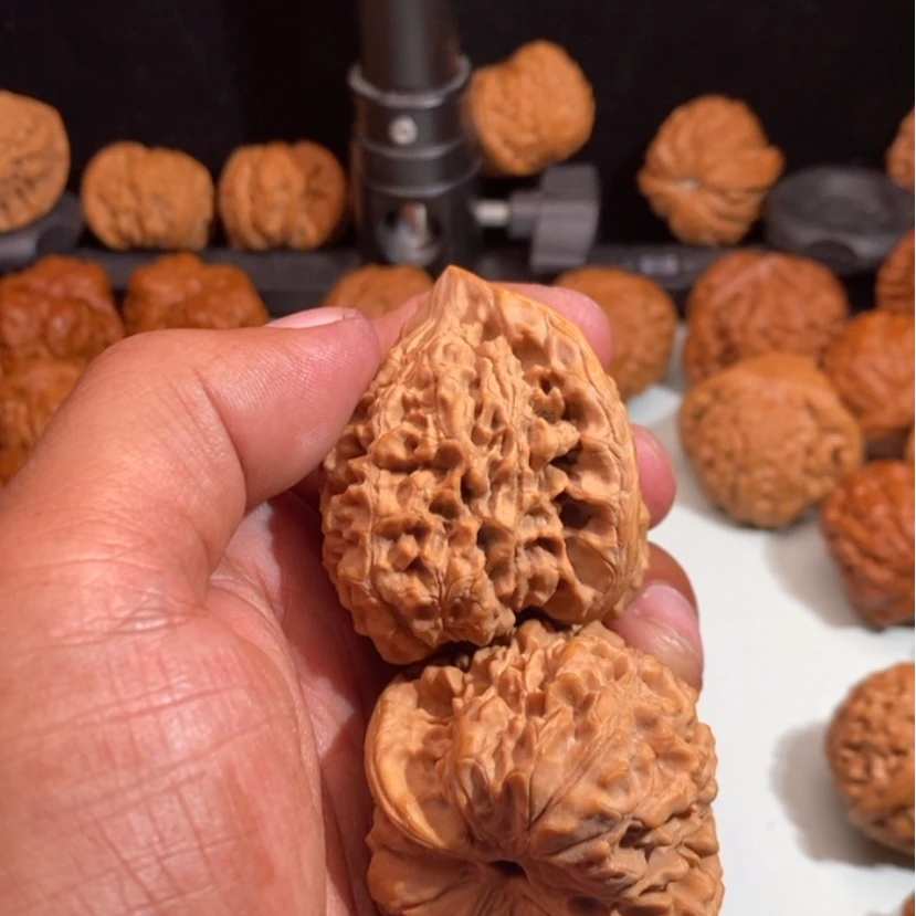【闪购商品】文玩核桃把件S****!