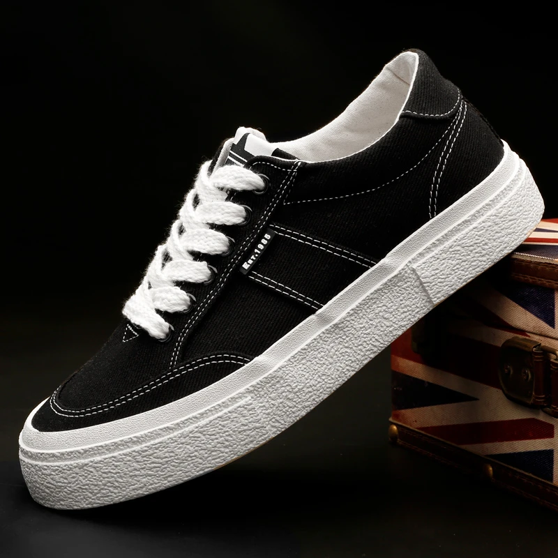 24110 男士帆布鞋时尚休闲板鞋百搭春季透气布鞋韩版潮流低帮潮鞋