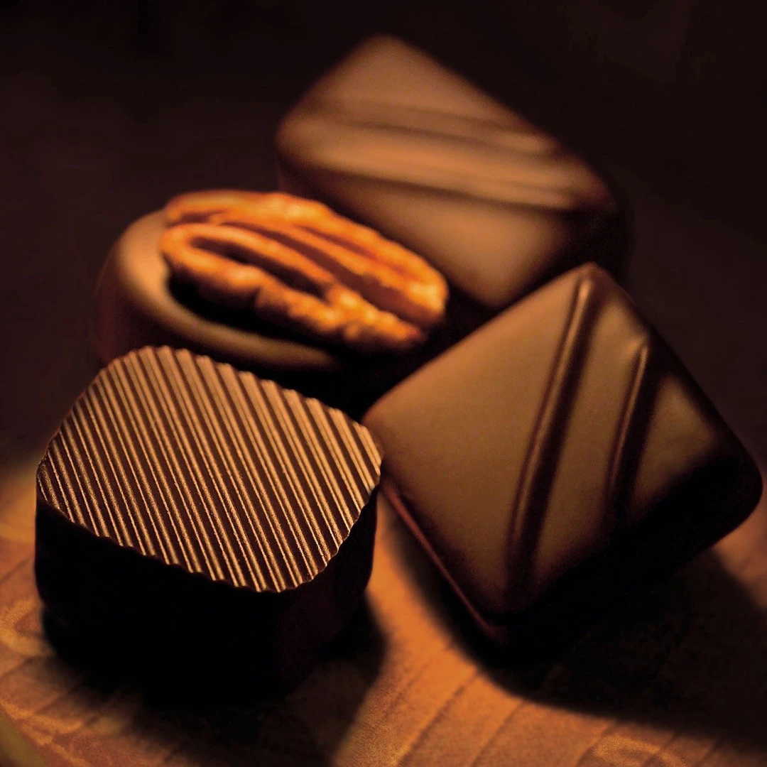 团单格力奇纯可可脂夹心巧克力对对碰拆啊拆猜啊猜人满开团