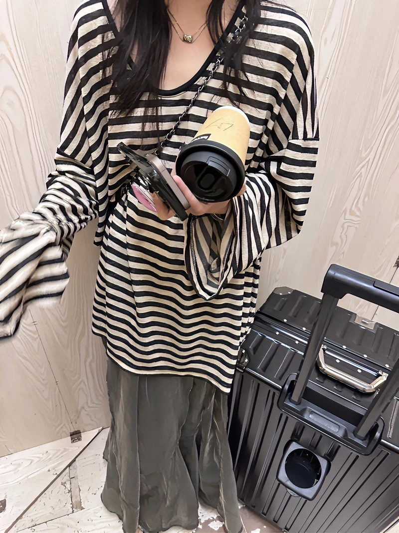 杨十七  条纹喇叭长袖T恤   宽松慵懒风防晒T恤 女夏