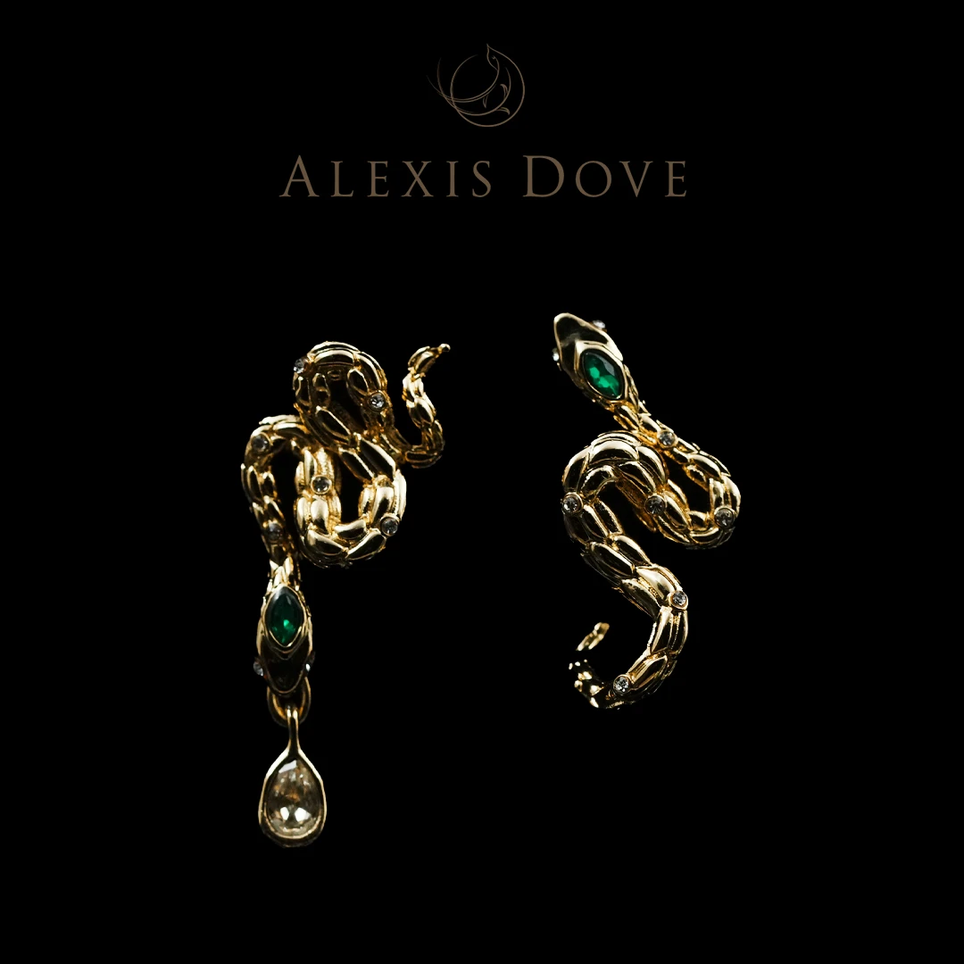 铜合金合成锆石耳饰 复古设计感扶苏蛇语耳钉VI