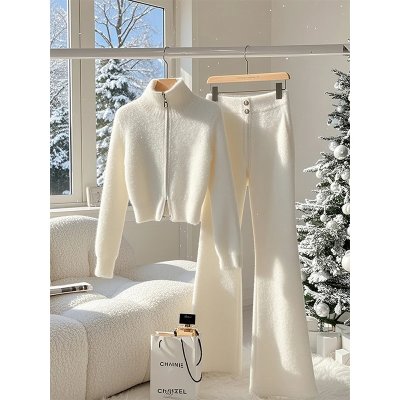 一整套冬季穿搭小个子高端独特超好看小香风白色毛衣裤子休闲套装