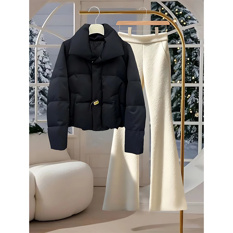 2025年秋冬季时尚套装高级感黑色棉服外套高腰白色休闲裤两件套女