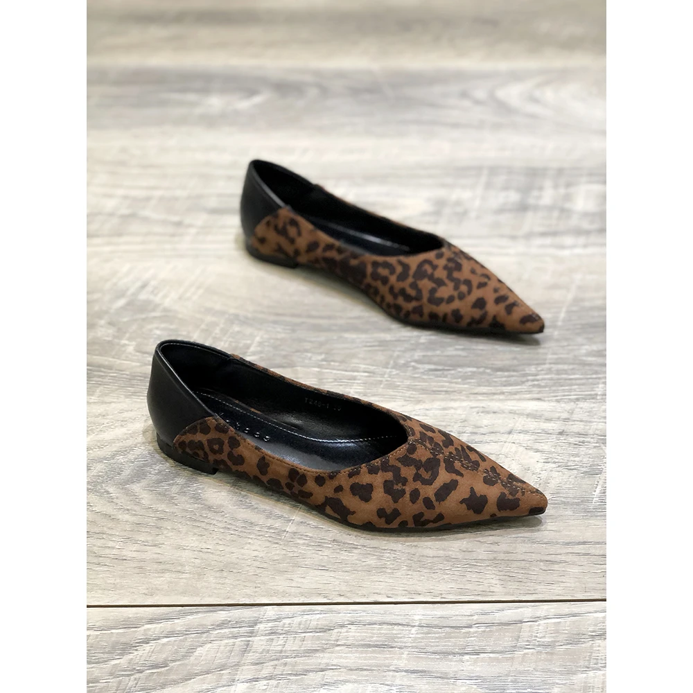 2024春秋新款显气质尖头豹纹单鞋女配裙子浅口时髦平底仙女豆豆鞋